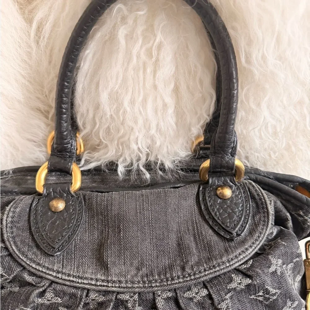 Louis Vuitton Monogram Neo Cabby MM